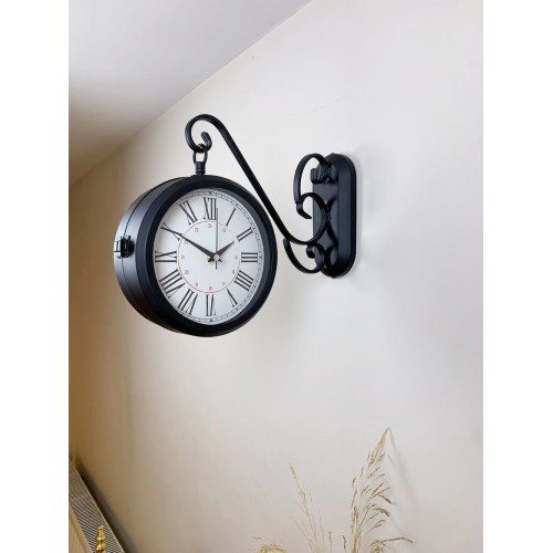 Siyah Metal Modern İstasyon Saati 36 x 25 cm