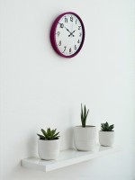 36 cm Pembe Dekoratif Duvar Saati – Rakamlı Beyaz Kadran (PP-3601P)
