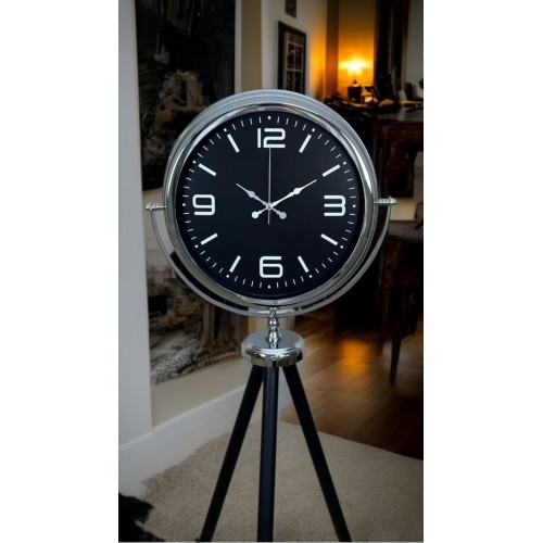 Krom Asil Tripod Ayaklı Saat
