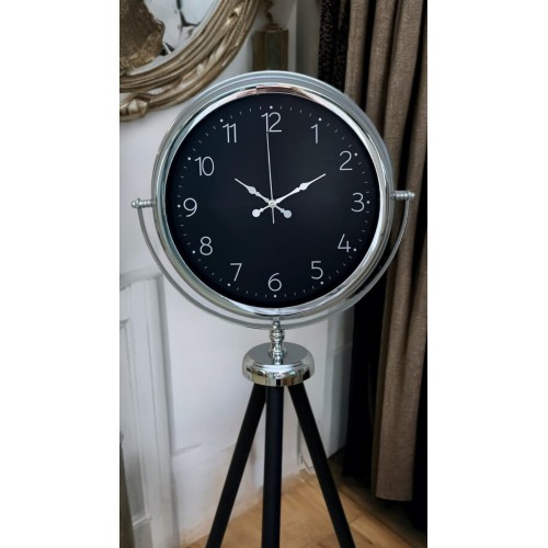 Krom Zarif Tripod Ayaklı Saat