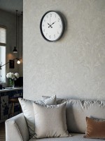 36 cm Gri Dekoratif Duvar Saati – Dekoratif Rakamlı Beyaz Kadran