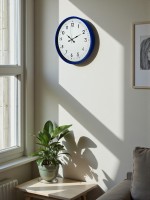 36 cm Lacivert Dekoratif Duvar Saati – Rakamlı Beyaz Kadran (PP-3605V)