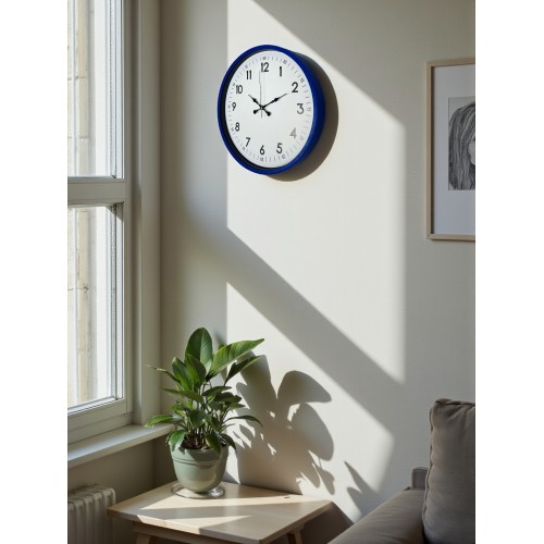 36 cm Lacivert Dekoratif Duvar Saati – Rakamlı Beyaz Kadran (PP-3605V)