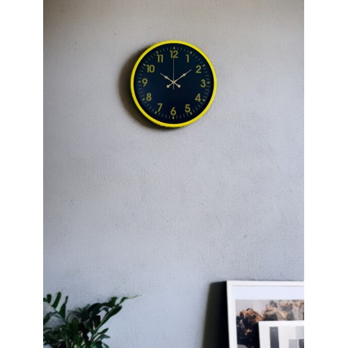 36 cm Sarı Standart Duvar Saati – Standart Altın Rakamlı