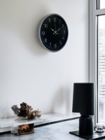 36 cm Sade Dekoratif Duvar Saati – Sade Siyah Kadran