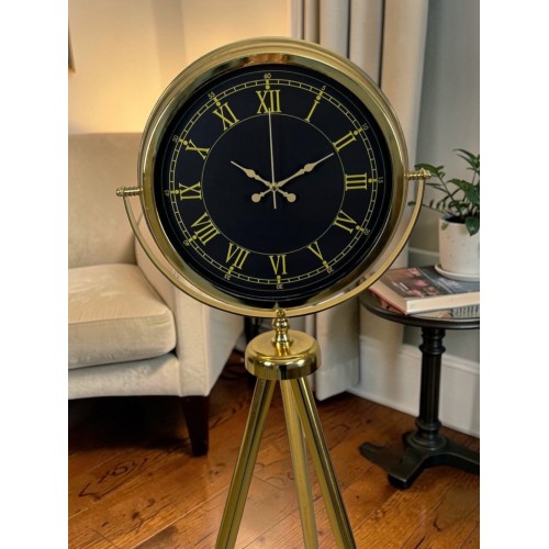 Luxury Gold Tripod Ayaklı Modern Saat