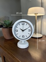 Premium Beyaz 25 x 20 cm Metal Masa Saati