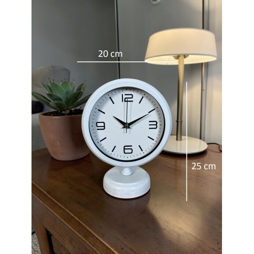 Premium Beyaz 25 x 20 cm Metal Masa Saati