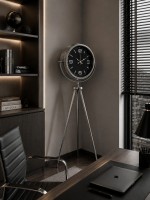Krom Elegance 150 x 45 cm Metal Tripod Ayaklı Saat